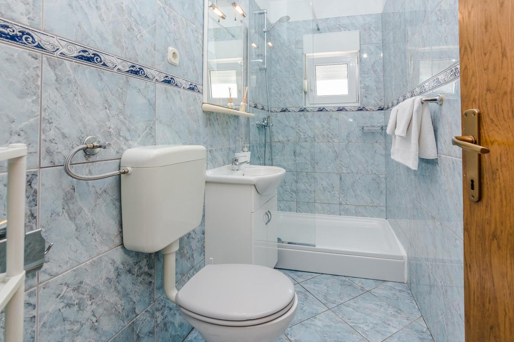 Apartmani Tomeri Starigrad Paklenica Buitenkant foto
